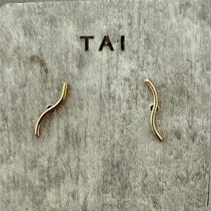 Tai Gold Wave Earrings